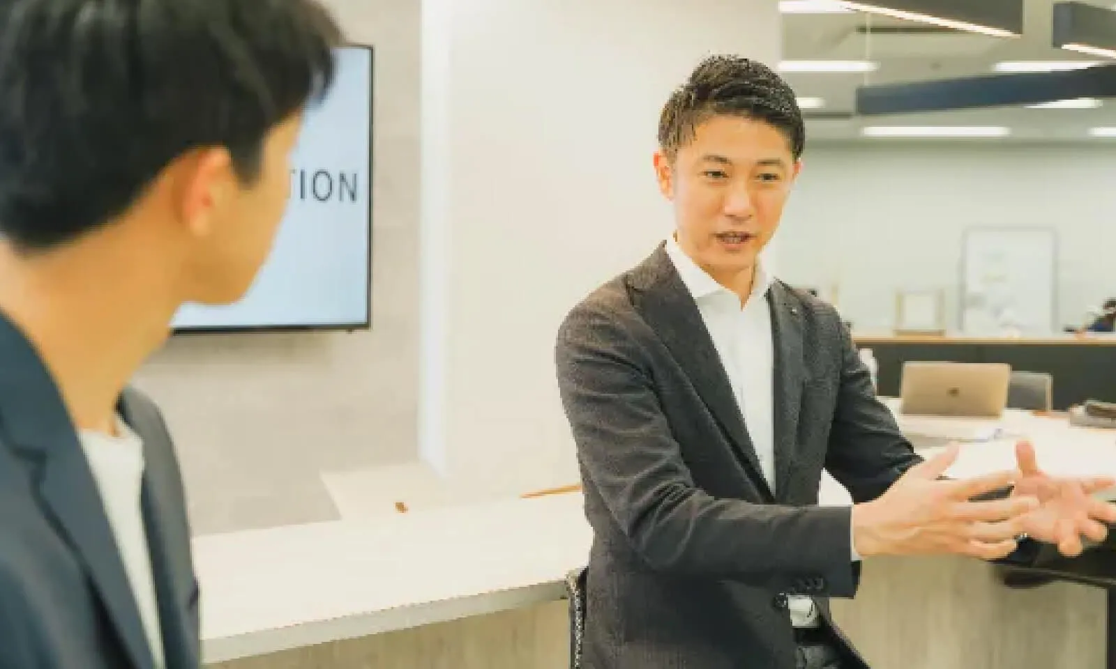 株式会社シュアーイノベーション 担当者